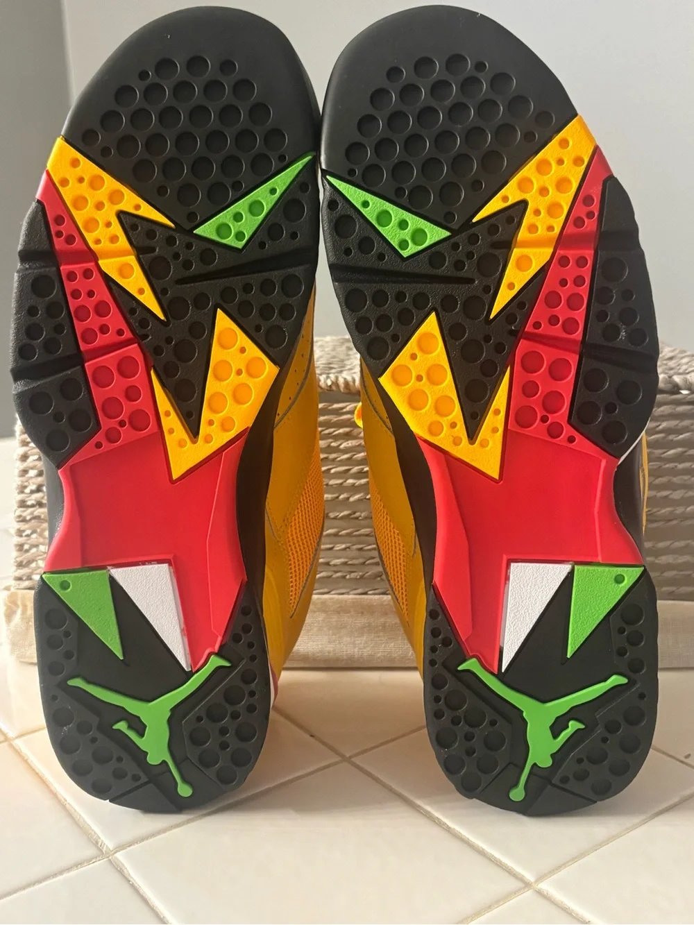 Air Jordan MVP 92 TAXI